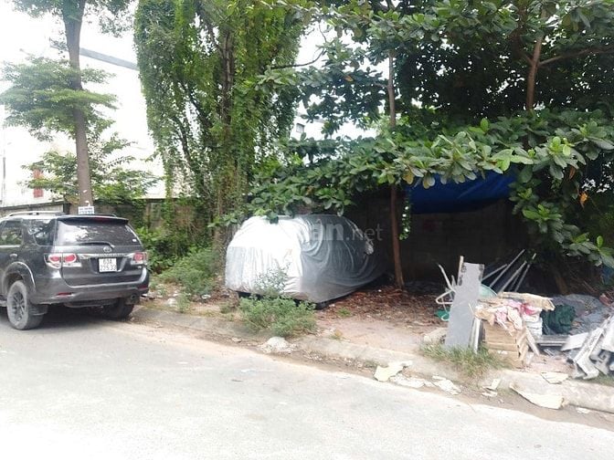 Bán nền đất biệt thự khu dân cư Kim Sơn, phường Tân Phong, Quận 7 