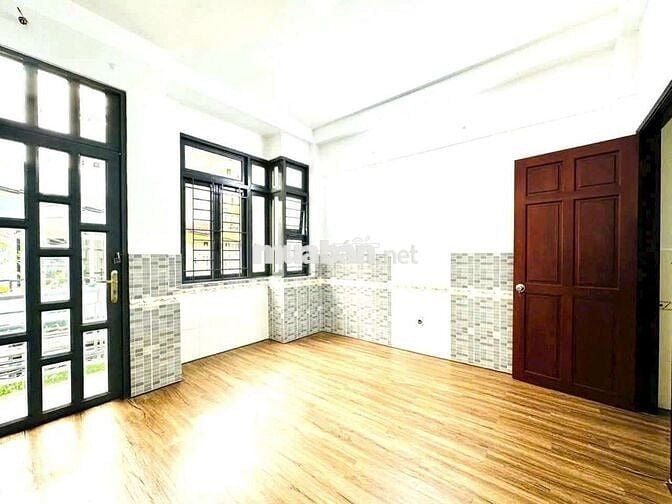 Bán nhà quận 8- Phú Định, P 16 hẻm to 4x15 3 tấm 4 PN 3 wc sổ riêng