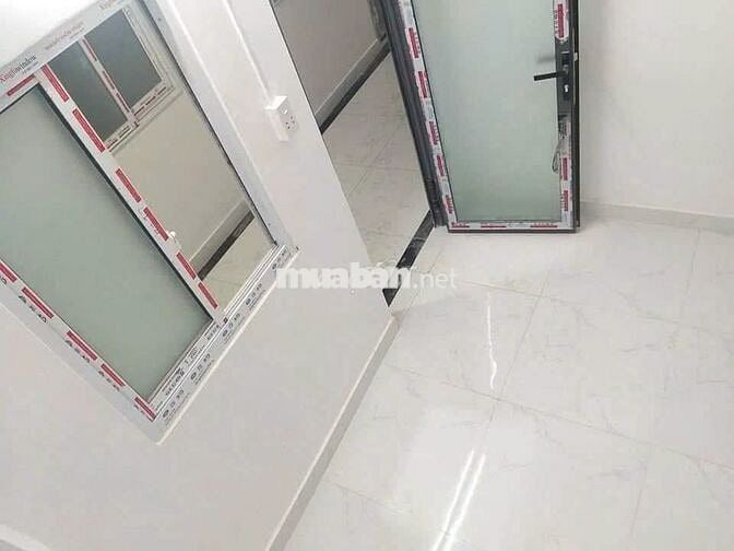 Cho thuê phòng trọ có gác gần KCX, UFM. Kế cầu Phú Mỹ tiện đi Quận 4