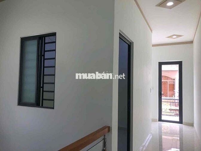 BÁN NHÀ MỚI XÂY GẦN CHỢ ĐỒN - CÁCH ĐƯỜNG BÙI HỮU NGHĨA 50m