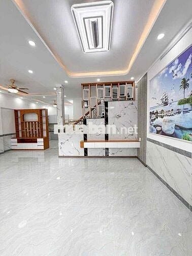 BÁN NHÀ 1 LẦU 1 TRỆT - NGAY CHỢ TÂN VẠN