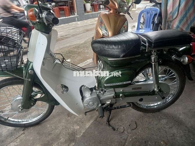 Cúp nhật đề