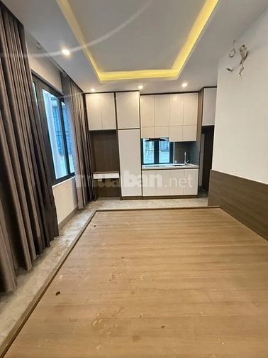 Bán Nhanh Nhà Phố Yên Hoà,  thang máy, 35m, 7 tầng, 5m MT, Nhỉnh 11 tỷ