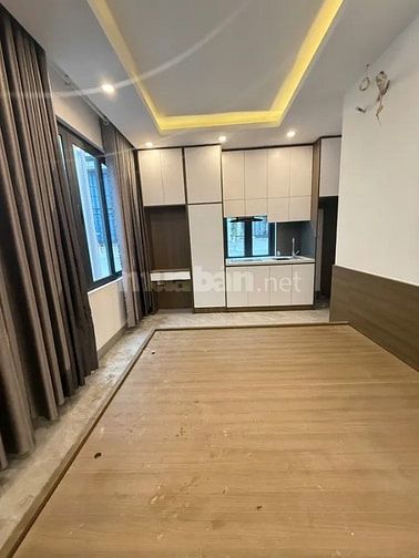 Bán Nhanh Nhà Phố Yên Hoà,  thang máy, 35m, 7 tầng, 5m MT, Nhỉnh 11 tỷ