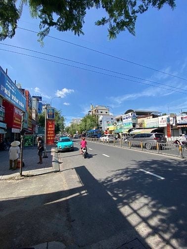 Cho thuê nhà mặt tiền khu Lê Văn Duyệt - Ngang 6 - Lề đường 7m