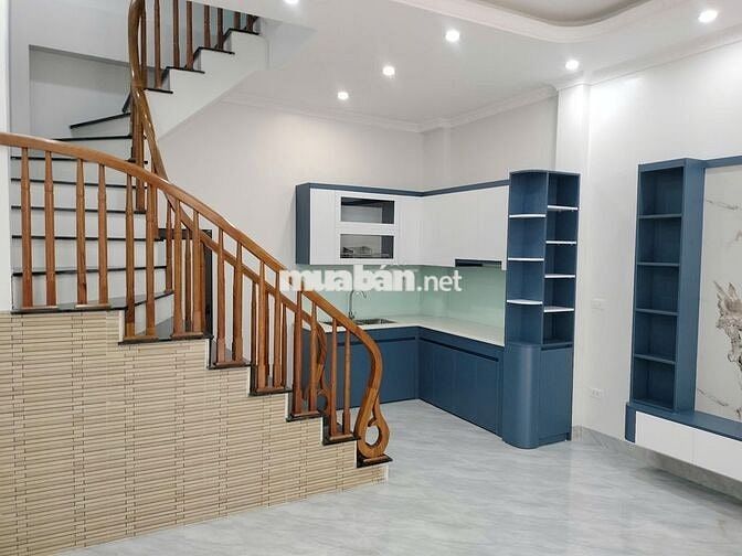 Nhà xây 5 tầng mới , cách đường ô tô chỉ 30m tại Đa Sỹ