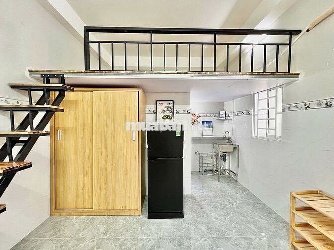Cho Thuê Phòng Gác Cửa Sổ ở Đặng Thùy Trầm gần ĐH Văn Lang Bình Thạnh