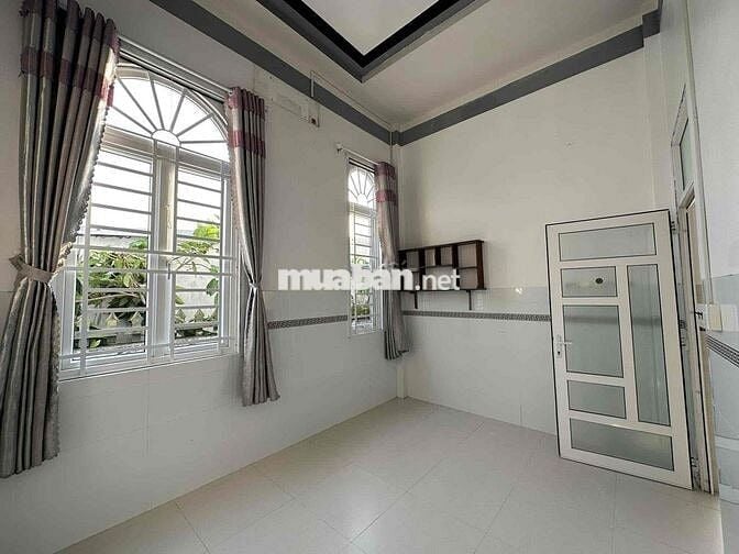 Nhà nguyên căn đẹp — Trung tâm TP Sóc Trăng, 3PN + 3 toilet, mặt tiền