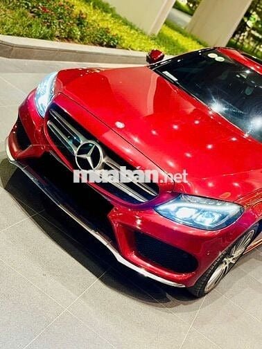 Mercedes Benz C Class 2017 C300 AMG - 60000 km