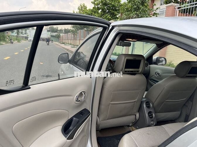 Nissan Sunny 2013  - 100000 km