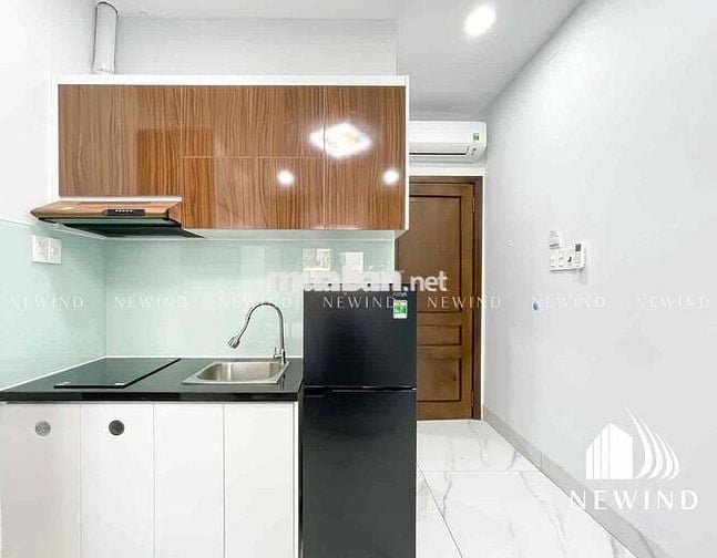 Căn hộ full nội thất có ban công siêu có gu kế bên Phú Mỹ Hưng