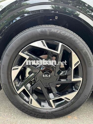 Kia Sportage 1.6T Signature 8/2025-518km siêu mới