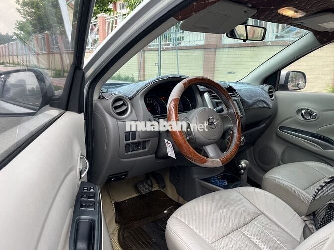 Nissan Sunny 2013  - 100000 km