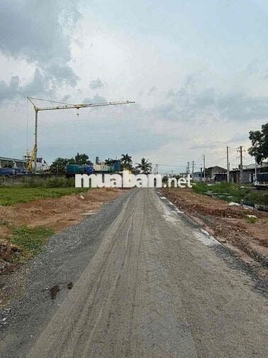Bán đất mặt tiền kênh tiêu ,xã Xuân Thới Đông ,huyện Hóc Môn