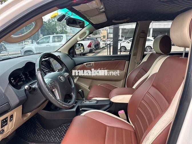 Toyota Fortuner 2019 2.7V 4x2 AT - 7c tự động HANG