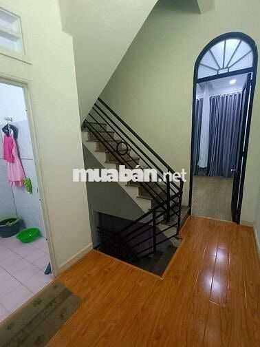 Cho thuê nhà MT Hoa Cau. P2. Phú Nhuận 4x9m T+2L+2pn +3wc - Giá 26tr