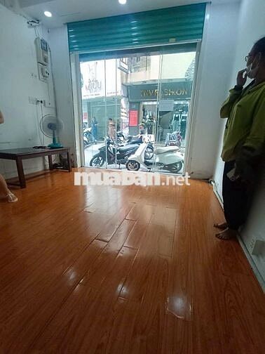 Cho thuê nhà MT Hoa Cau. P2. Phú Nhuận 4x9m T+2L+2pn +3wc - Giá 26tr