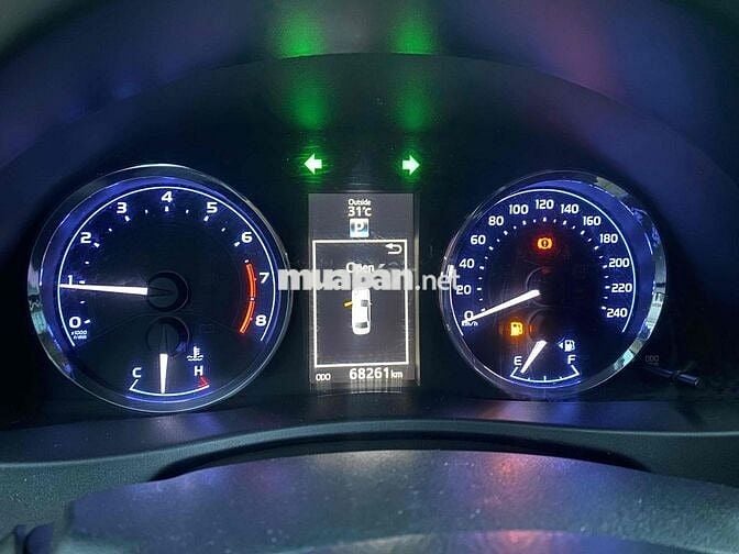 Toyota Corolla Altis 2019 2.0 CVT-i - 68000 km