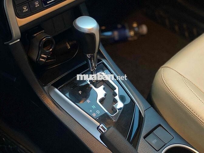 Toyota Corolla Altis 2019 2.0 CVT-i - 68000 km