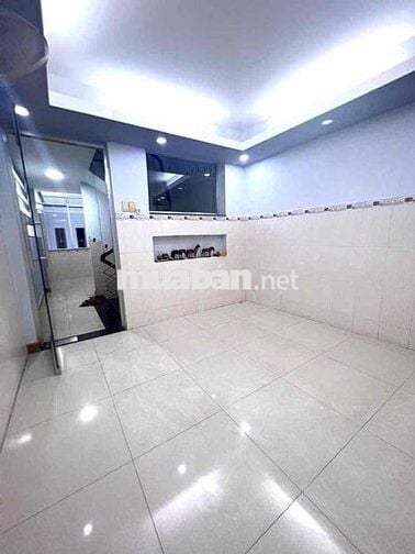 Nhà Mới Đẹp Hẻm Xe Tải Đường Lạc Long Quân , 3Lầu 6Pn 4WC