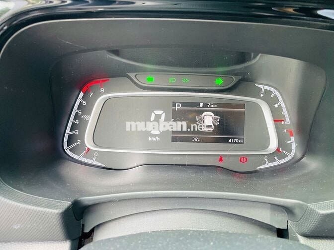 Kia Sonet 1.5 deluxe 2025-3000km