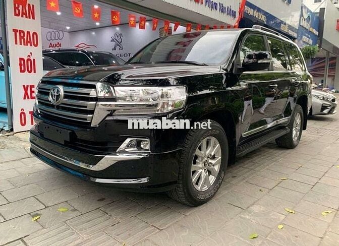 Toyota Land Cruiser xe chủ tịch thiên hạ vô địch