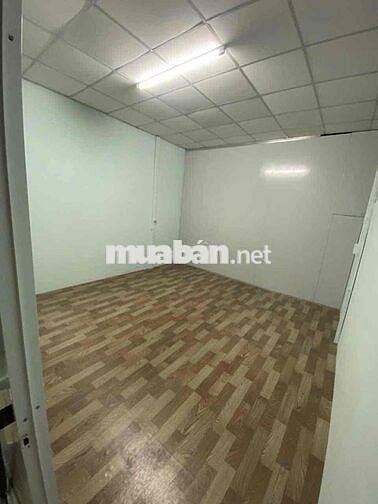 nhà mặt tiền Liên Khu 4 5. 4x30m gác lửng có 2 phòng ngủ 2wc