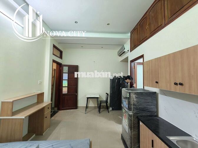 Nội thất đầy đủ Ban công Cửa sổ tùy nhu cầu