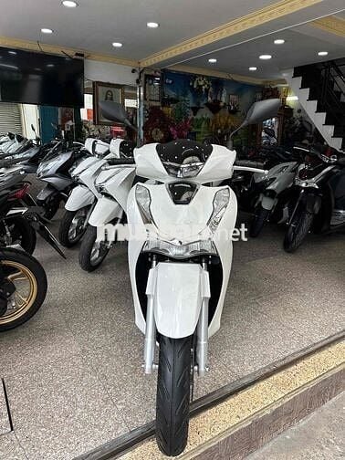 SH 150i ABS + HSTC 2021 Trắng BSTP Chính Chủ