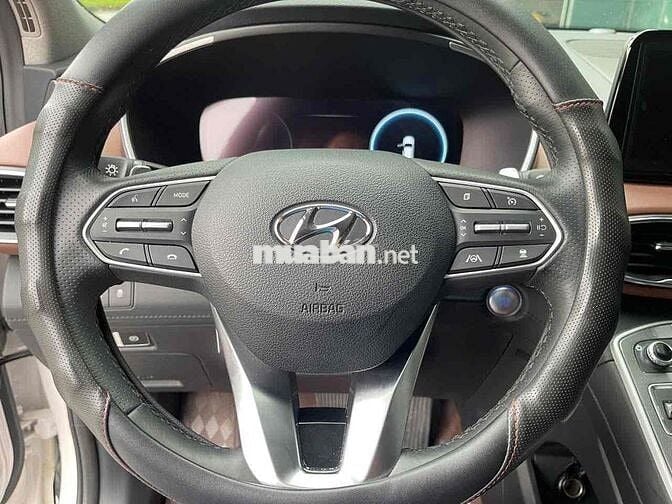 Hyundai Santa Fe 2024 2.2 Dầu Cao Cấp - 9000 km