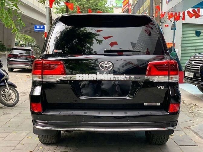 Toyota Land Cruiser xe chủ tịch thiên hạ vô địch