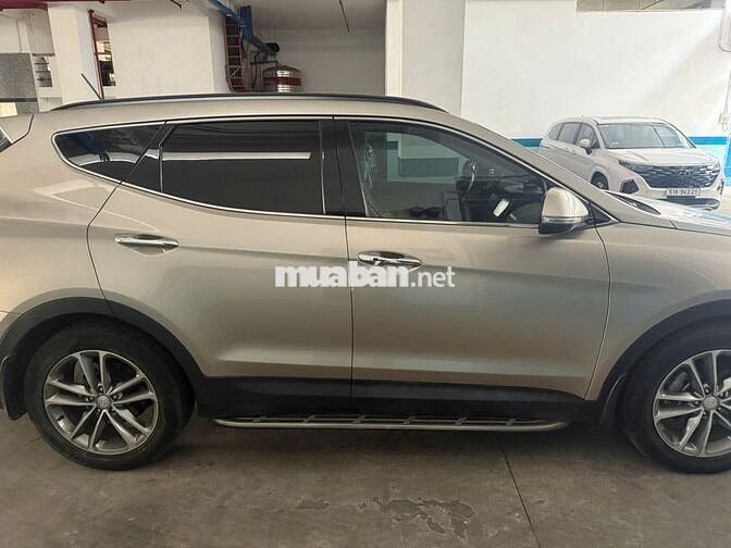 SANTA FE 2.2L 4WD 2018 DẦU NGUYÊN BẢN MÀU VÀNG CÁT