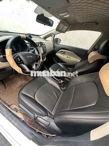 Kia Rio 2015 1.4 AT Sedan - 87000 km