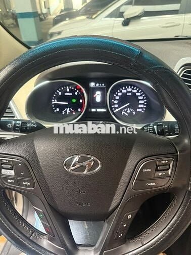 SANTA FE 2.2L 4WD 2018 DẦU NGUYÊN BẢN MÀU VÀNG CÁT