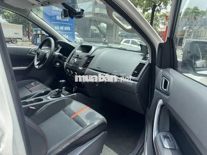 Ford công trình cong trường máy 3.2  bao khoẻ