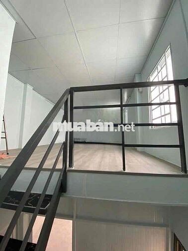 Cho thuê nhà hẻm/ Lạc Long Quân P3 Q11