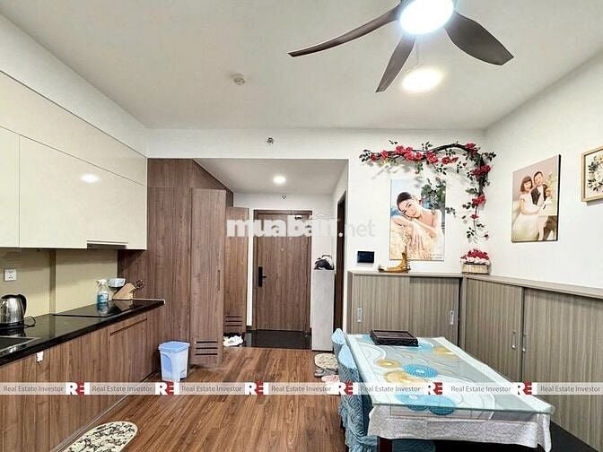 Cho thuê 2PN 2WC - full NT giá 13 triệu/tháng - free PQL, view hồ bơi