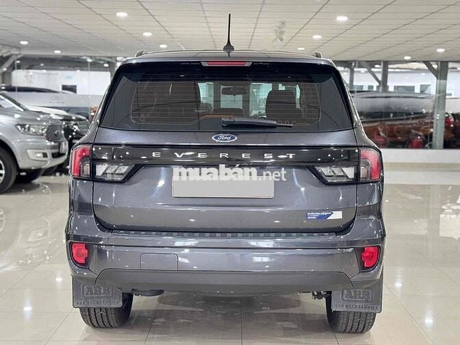 Ford Everest 2022 Ambiente 2.0L 4x2 AT - 62000 km
