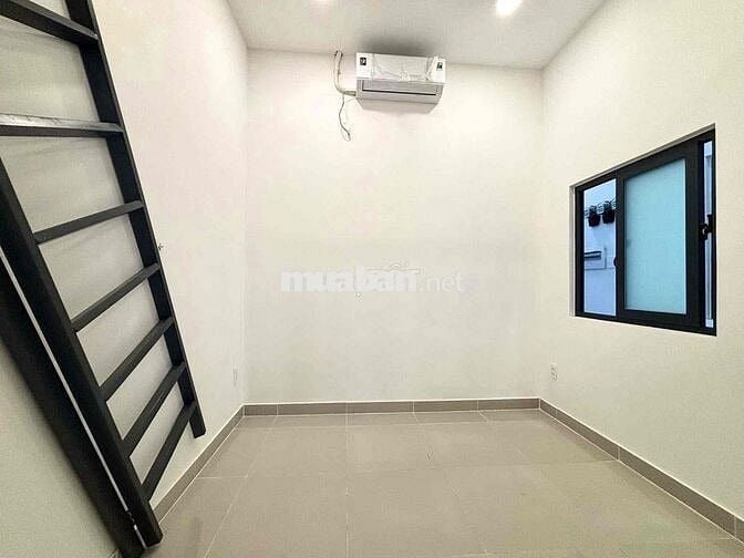 DUPLEX STUDIO có CỬA SỔ FULL NỘI THẤT NHÀ MỚI 100% GẦN TRẦN QUANG DIỆU