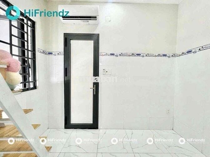 PHÒNG GÁC SINH VIÊN CÁCH HUIT CHỈ 5-10p ĐI XE SẴN NỘI THẤT CƠ BẢN
