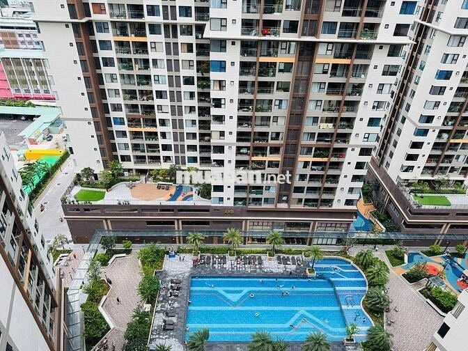 Cho thuê 2PN 2WC - full NT giá 13 triệu/tháng - free PQL, view hồ bơi