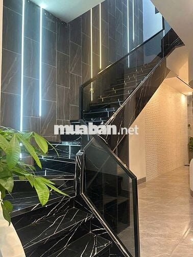 BÁN NHÀ MẶT TIỀN 1 TRỆT 1 LẦU P TÂN MAI NGAY BỆNH VIỆN HOÀN MỸ 137M2