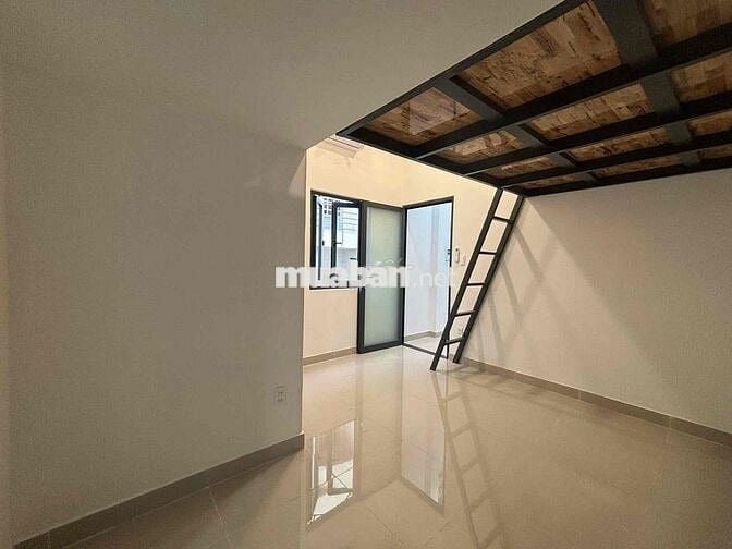 DUPLEX STUDIO có CỬA SỔ FULL NỘI THẤT NHÀ MỚI 100% GẦN TRẦN QUANG DIỆU