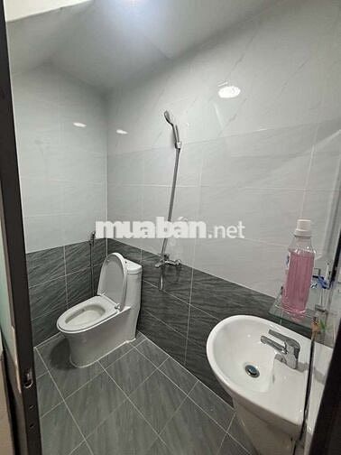 NHÀ HẺM LÝ THÁNH TÔNG,QTP_ 4 TẦNG,BTCT_ MỚI, Ở NGAY_ GIÁ 4,75 TỶ