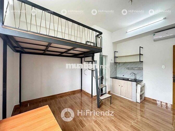 Duplex cửa sổ trời/ban công kế bên Đầm Sen đầy đủ nội thất cực sạch sẽ