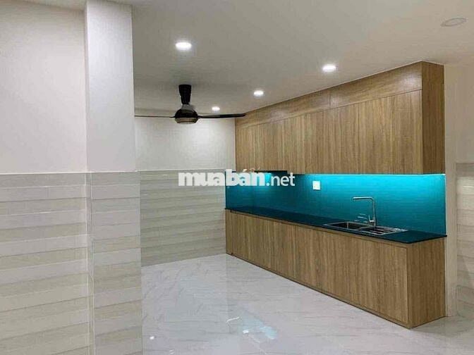 Mặt Tiền Nhà Mới Siêu Đẹp Đường Hà Tôn Quyền ,3 Lầu 8PN Nở Hậu 8M