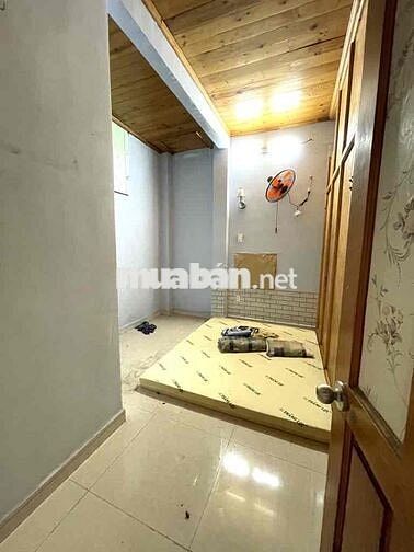 Bán Nhà C4, Ngay Emart Phan Huy Ích, 5x16M, Vuông Vức, 6.75 tỷ TL