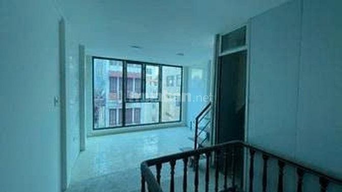 Cho thuê nhà 2 mặt phố, mặt trước 123R Thuỵ Khuê, mặt sau phố Đồng Cổ