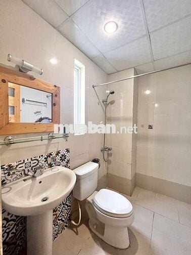 PHÒNG XINH - GIÁ TỐT GẦN CẦU LÊ VĂN SỸ Q.3 CÓ THANG MÁY - BẢO VỆ