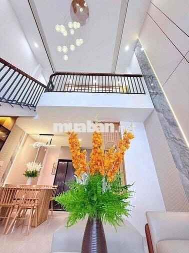Bán nhà đẹp 2 tầng lửng, kiệt Tống Duy Tân, vị trí gần chợ Hoà Mỹ & bế